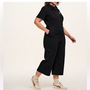Lucy and Yak Ragan Black Short Sleeve Jumpsuit 100 % organic cotton Size 16